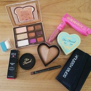 Too faced bundle and much more!