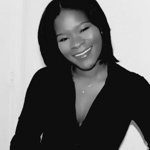 Meet your Posher, Isata