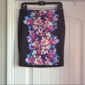 Never Worn Watercolor Floral Print Pencil Skirt