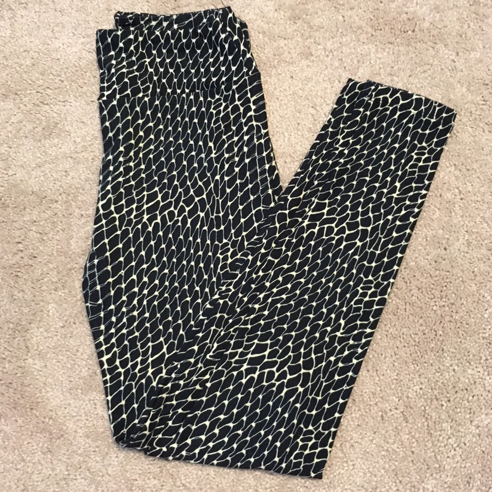 LuLaRoe OS Leggings - black