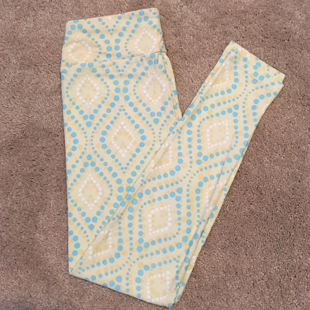 *SOLD* LuLaRoe OS Leggings