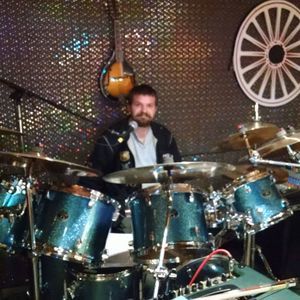 Meet your Posher, Clois