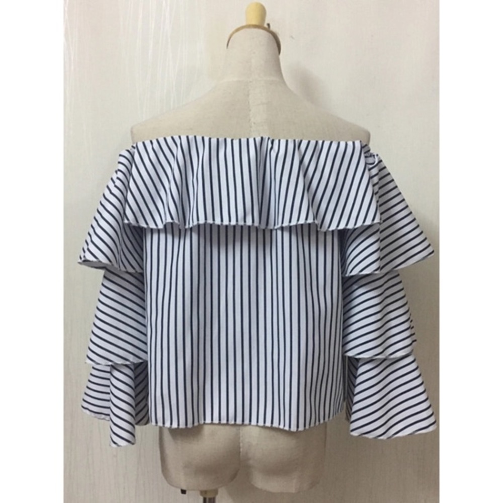 🌟Last 🆕Faye Ruffle Sleeve off The Shoulder Top - Picture 8 of 8