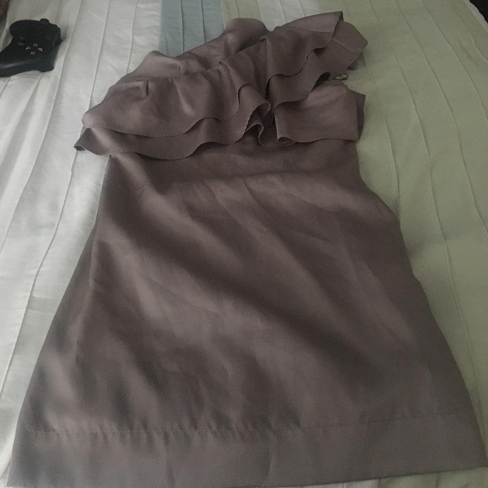 One shoulder ruffle dress