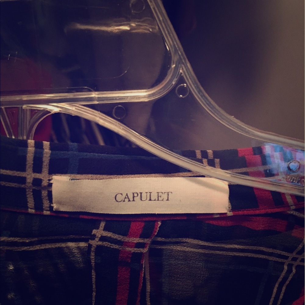 Open back button down - Picture 2 of 3