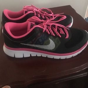 Nike sneakers BRAND NEW Without Box