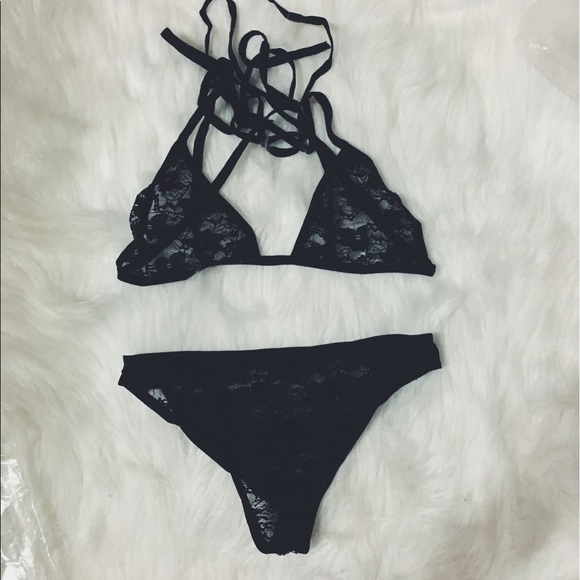 ▪️NWT LINGERIE SET BRA + UNDERWEAR - Picture 2 of 4