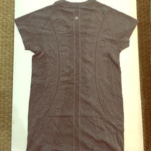 Women's swiftly tech short sleeve crew