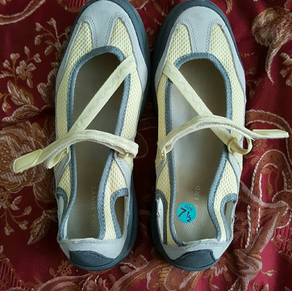 Lands End Mary Jane Trekker Womens Shoes Gem
