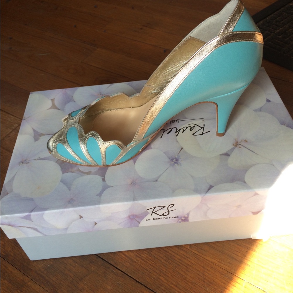 Rachel Simpson heels