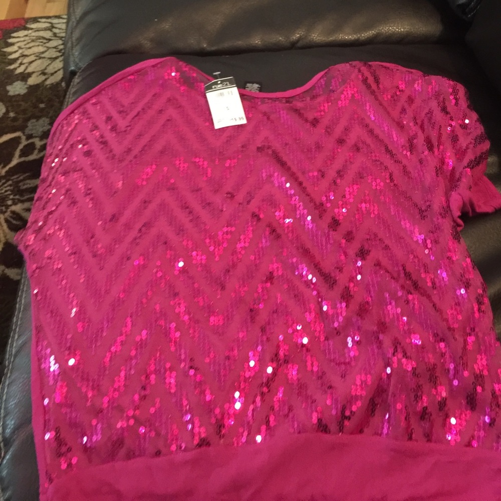Rue 21 top