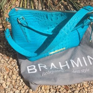 RARE BRAHMIN PURSE IN RARE COLOR AND RARE STYLE!