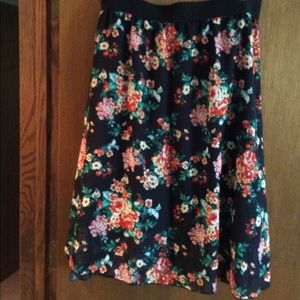 Lularoe Floral Lola NWOT 2xl