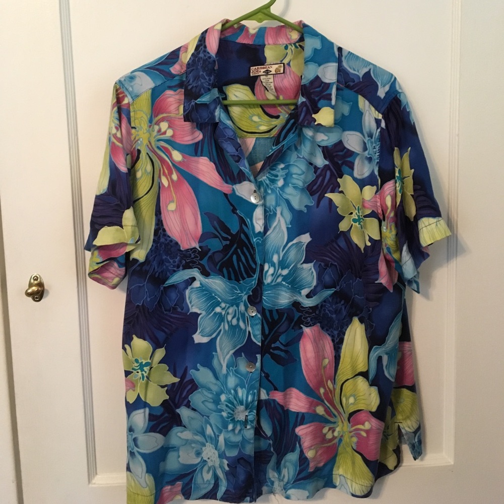 Woman's Hawaiian shirt