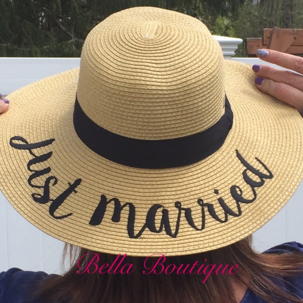 1 LEFT 5⭐️ RATED! Honeymoon JUST MARRIED Beach Hat - Picture 3 of 8