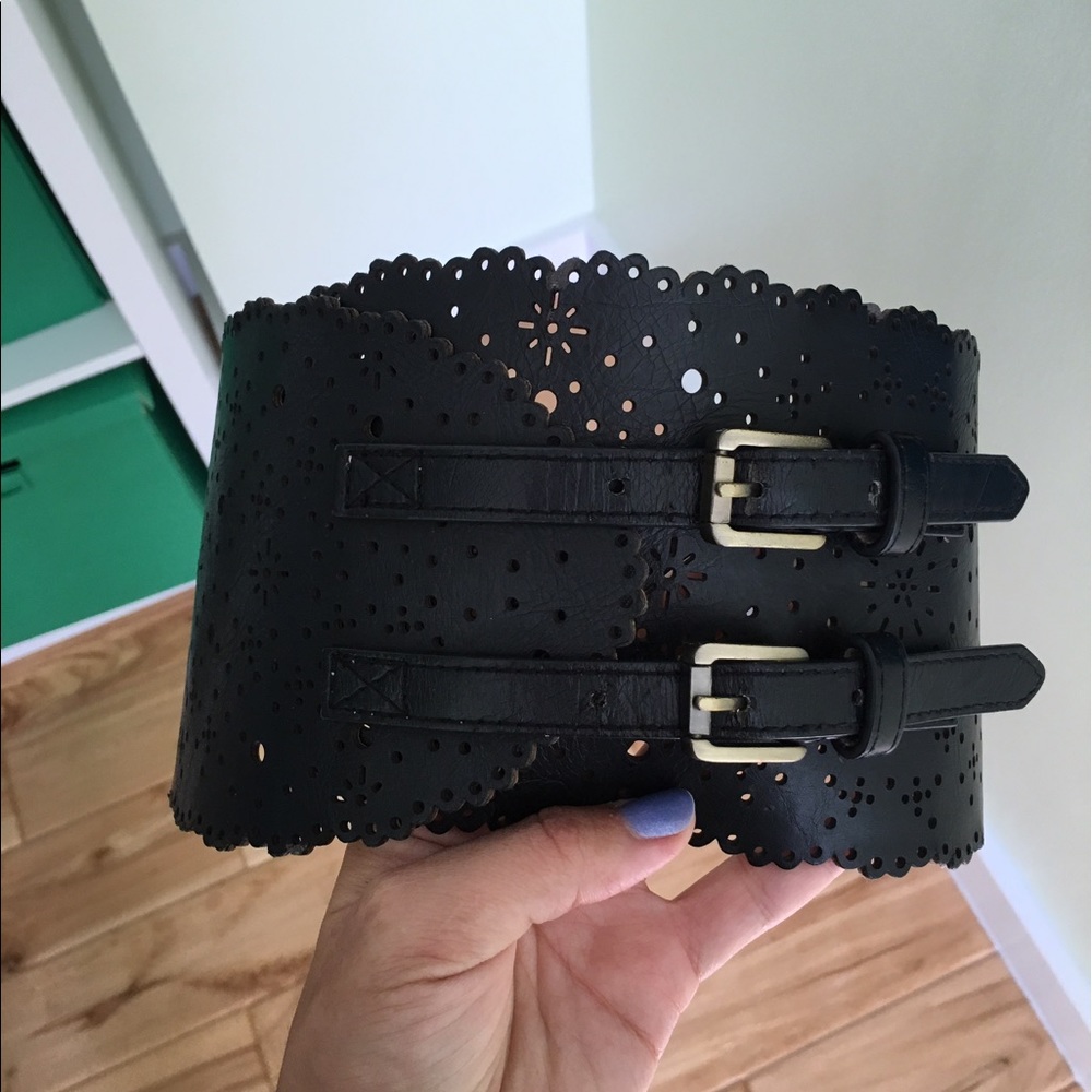 Bebe Belt - Picture 2 of 4