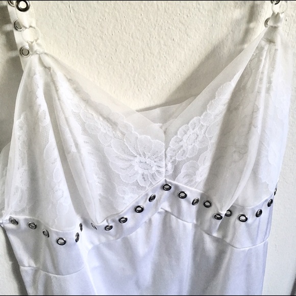 ❌SOLD❌LF Furst of a Kind Vintage Lace Slip Tank - Picture 4 of 5