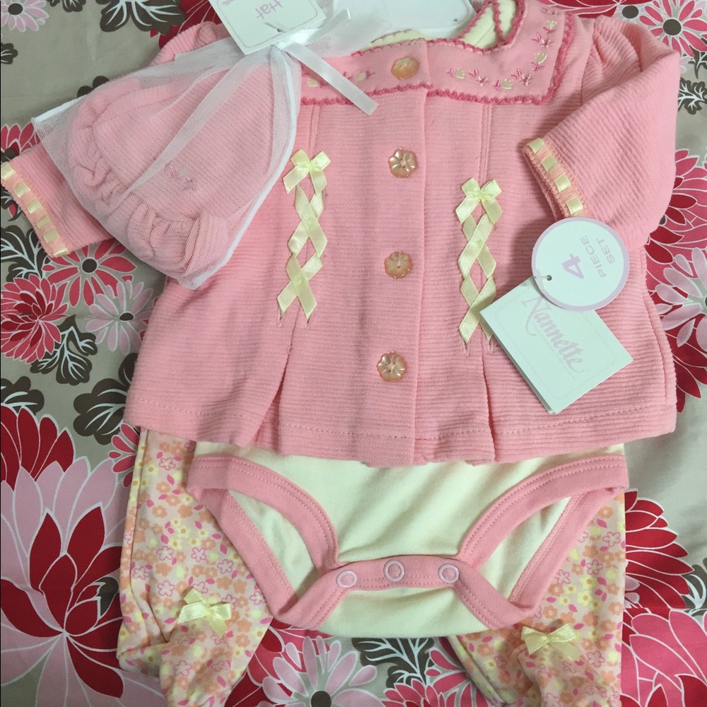 Infant girls 4pc outfit