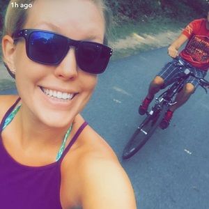 Meet your Posher, Colleen