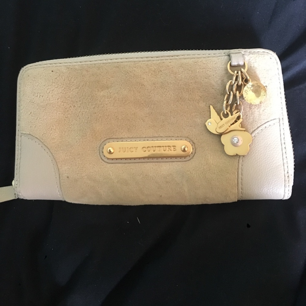 Juicy Couture vintage wallet!!!