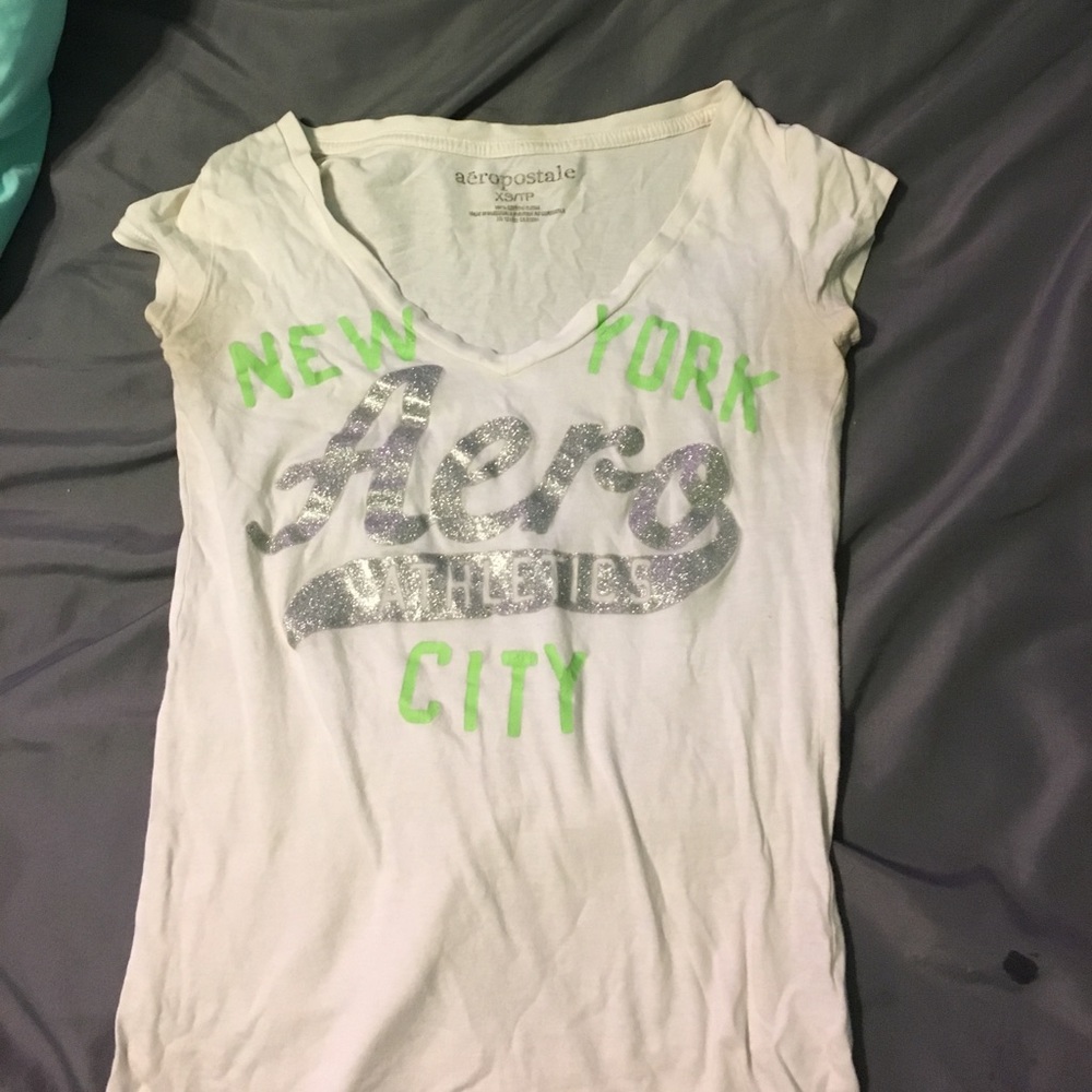 Aeropostale white t shirt