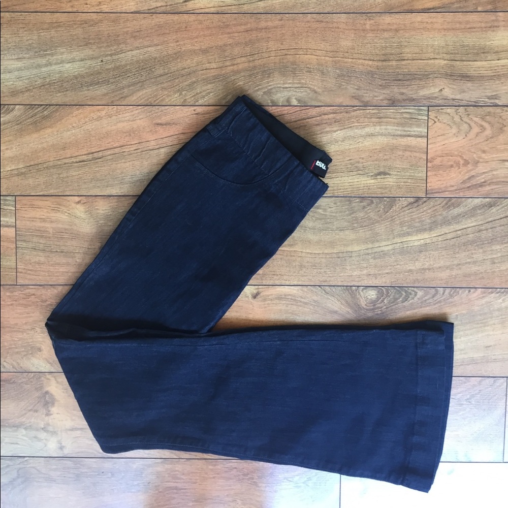 BDG Pull on flare jeans 👖 Urban Outfitters