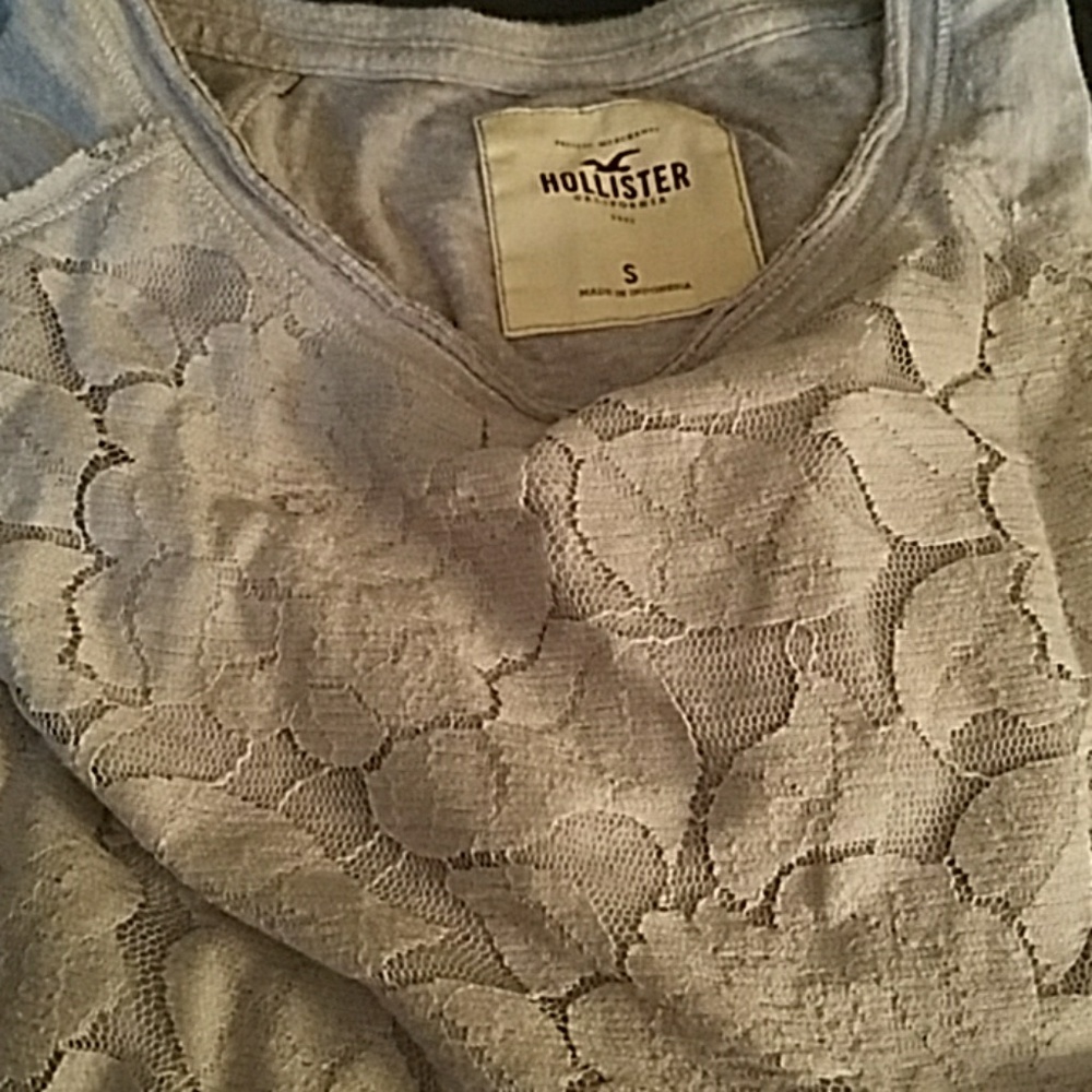 Hollister Mid-Sleeve Top