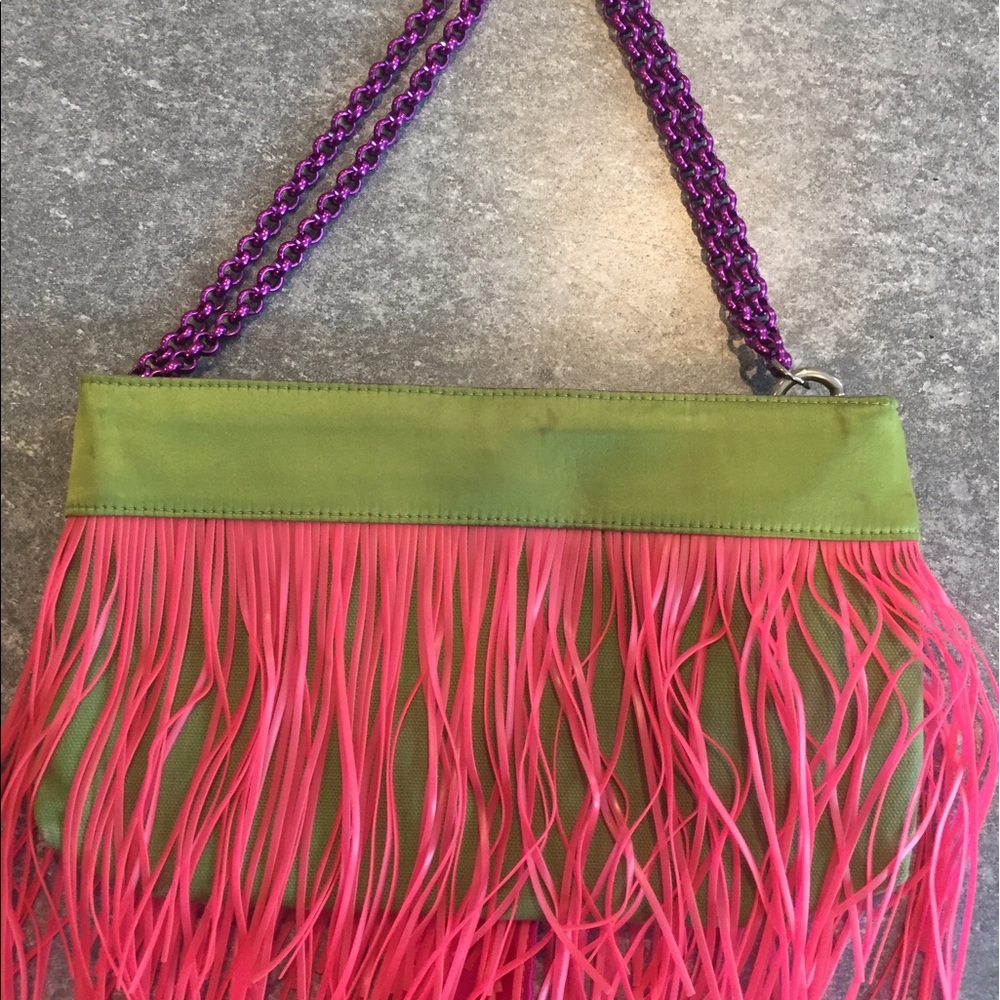 Fringe Shoulder Bag - Picture 3 of 4