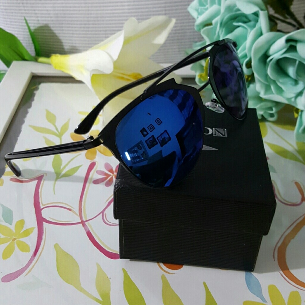 new Top quality Sunglasses Mirror d men or Women - Picture 3 of 3