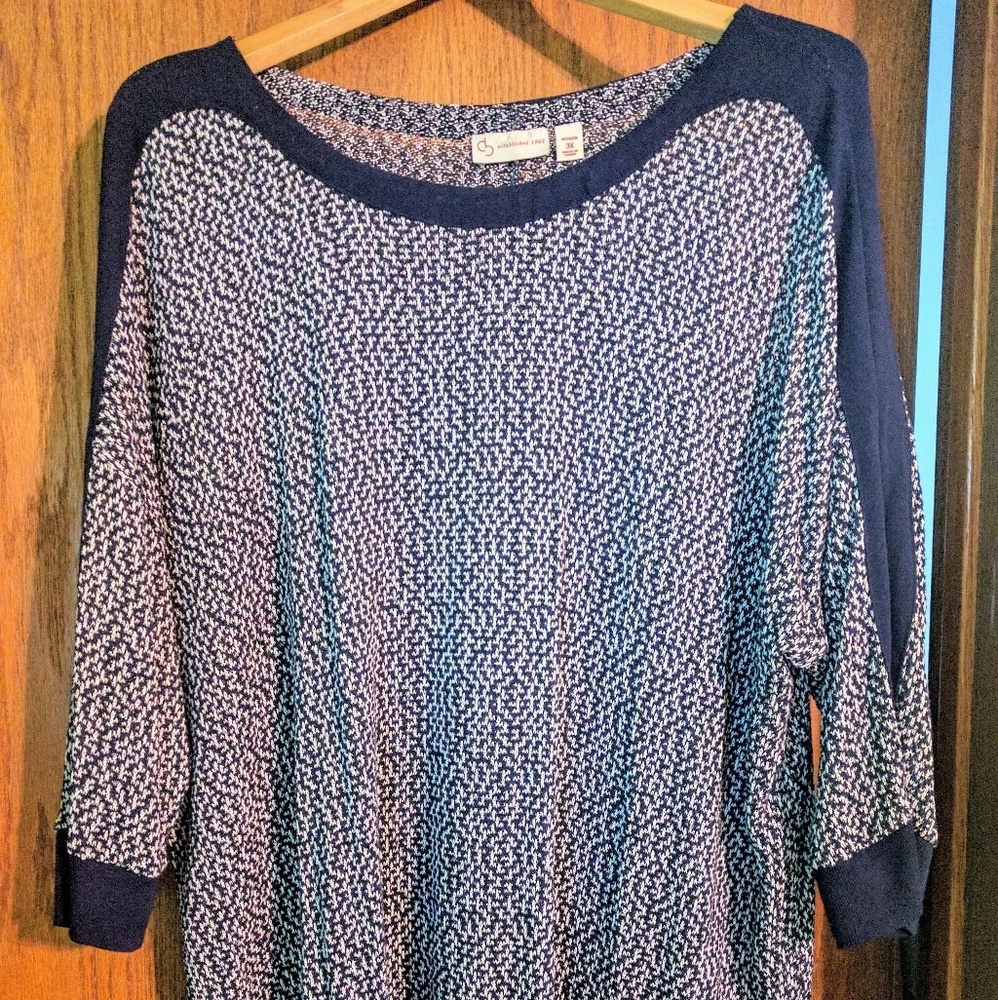 Light weight 3/4 length sleeves sweater