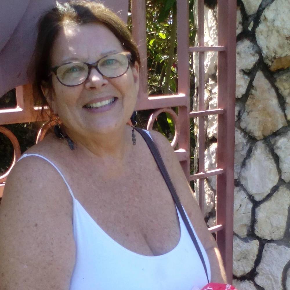 Meet your Posher, Sandra