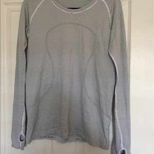 Lululemon long sleeve swiftly