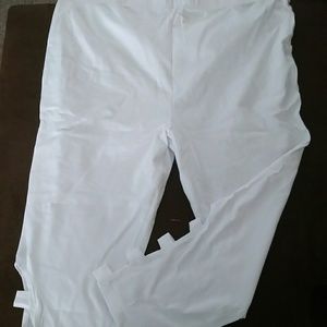 Capri Length Leggings.