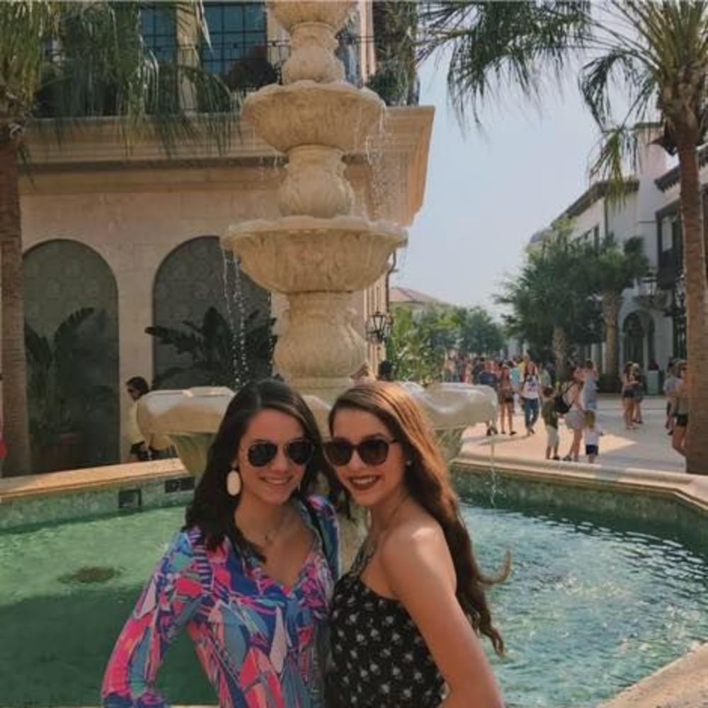 Meet your Posher, Brooke