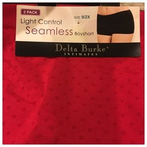 NWT 2 pack Delta Burke Boyshort Panties 9 2X