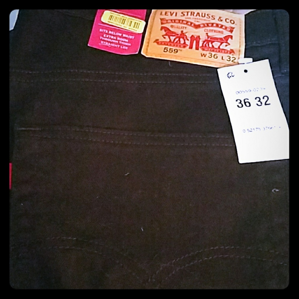 Black Levi's NWT