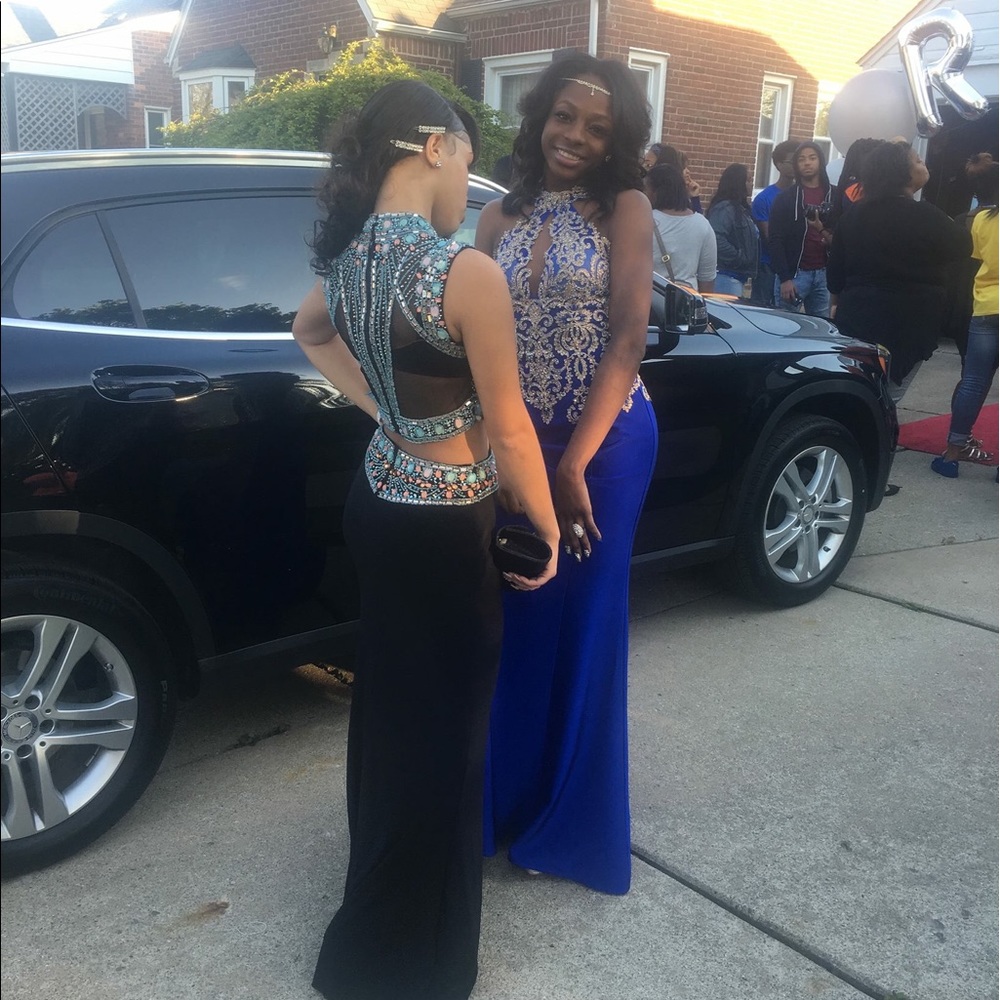 Prom dress worn once