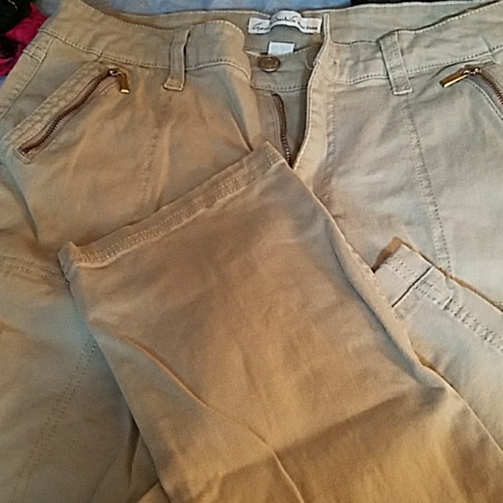 Khaki Pant