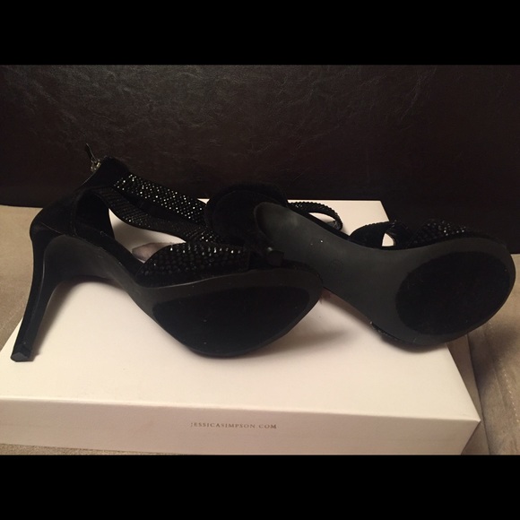 Shoes - Picture 3 of 3