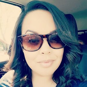 Meet your Posher, Colleen