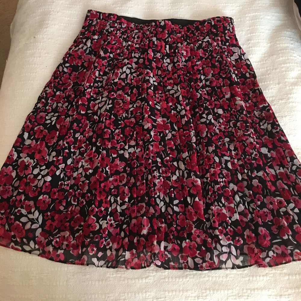 WHBM skirt.  Great condition! Like new.