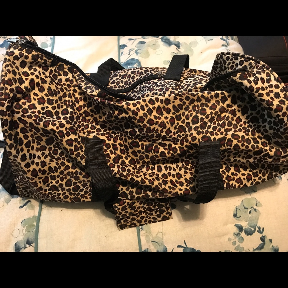 Leopard weekender bag