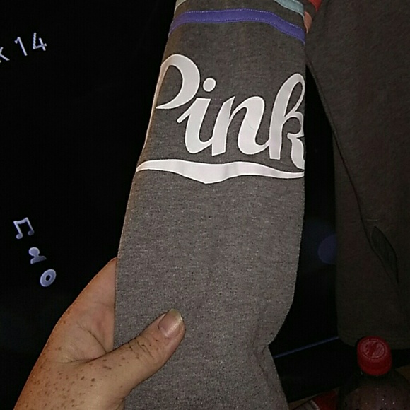 Vs pink slouchey hoodie - Picture 4 of 7