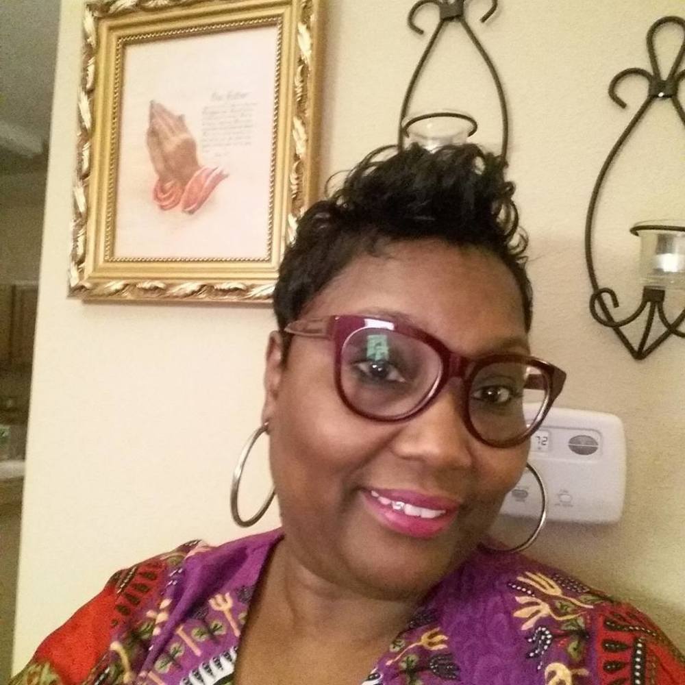 Meet your Posher, Glenda