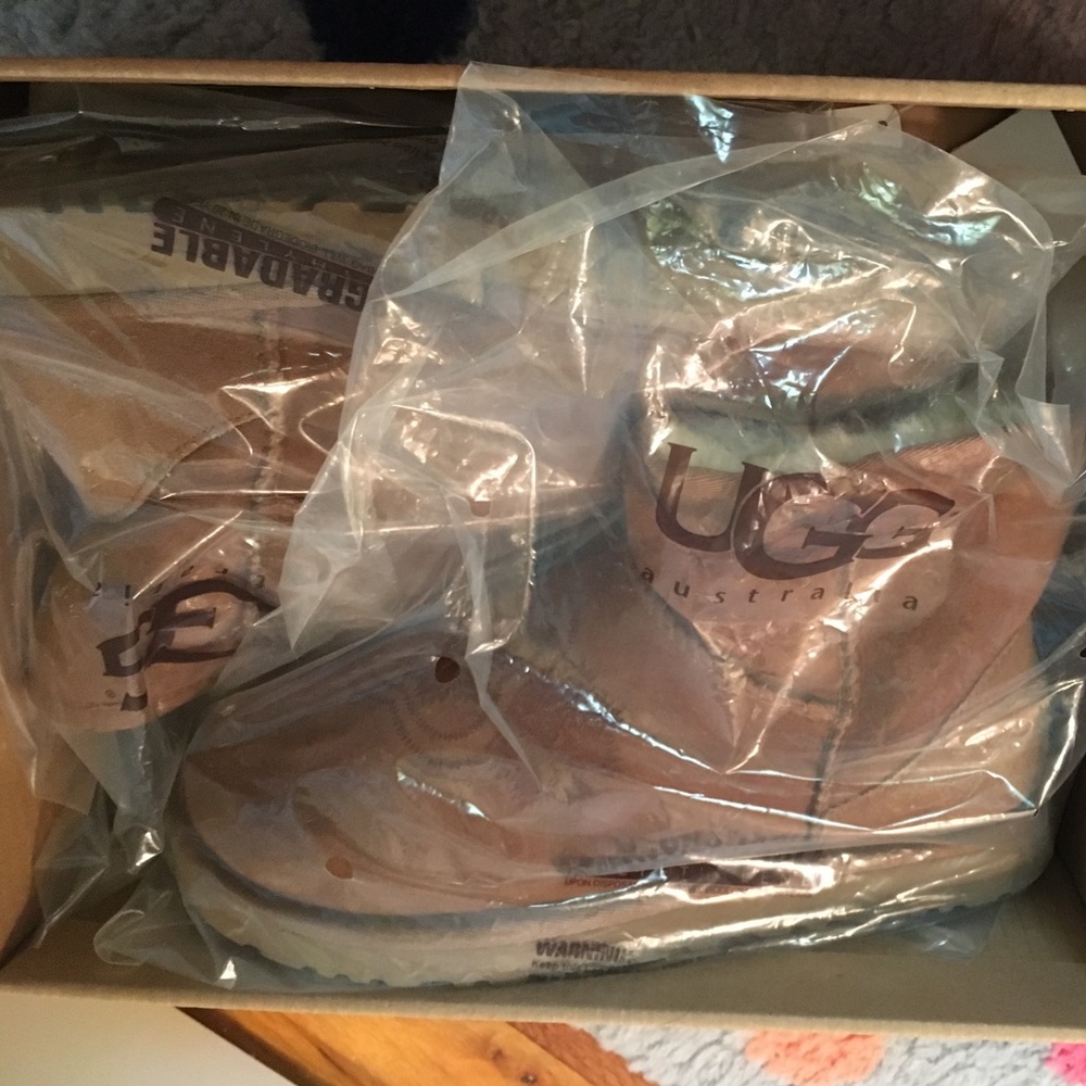 Classic Mini Ugg