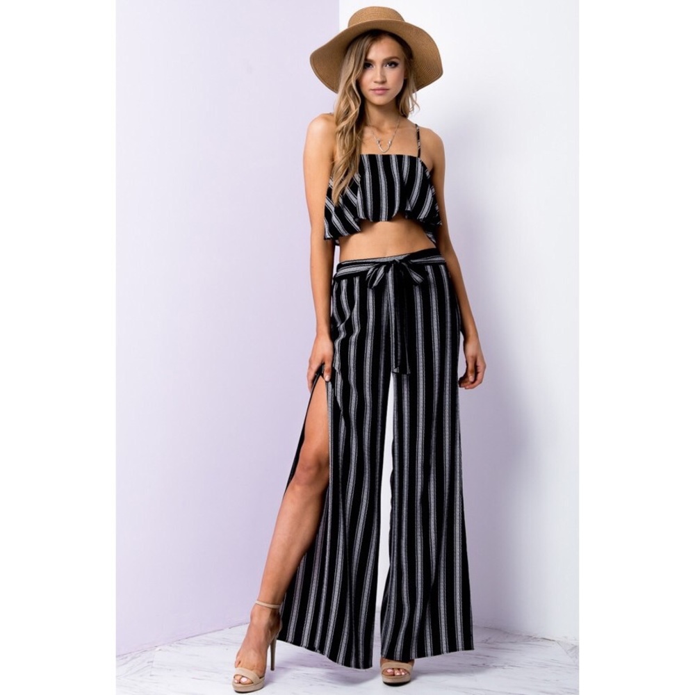 LAST || HAMPTONS Set of stripped pants & crop top - Picture 3 of 5