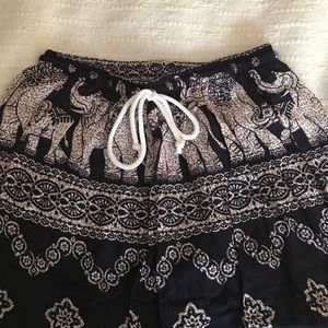 NWOT. Ankle flowing pants. Bought from Thailand