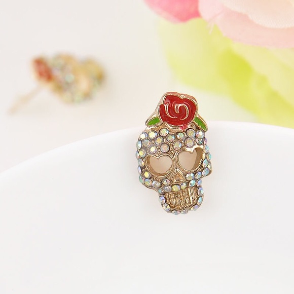 Rhinestone Skulls With Flowers Stud Earrings - Picture 3 of 4