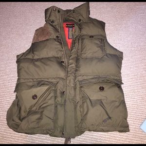 Rugby green puffy vest