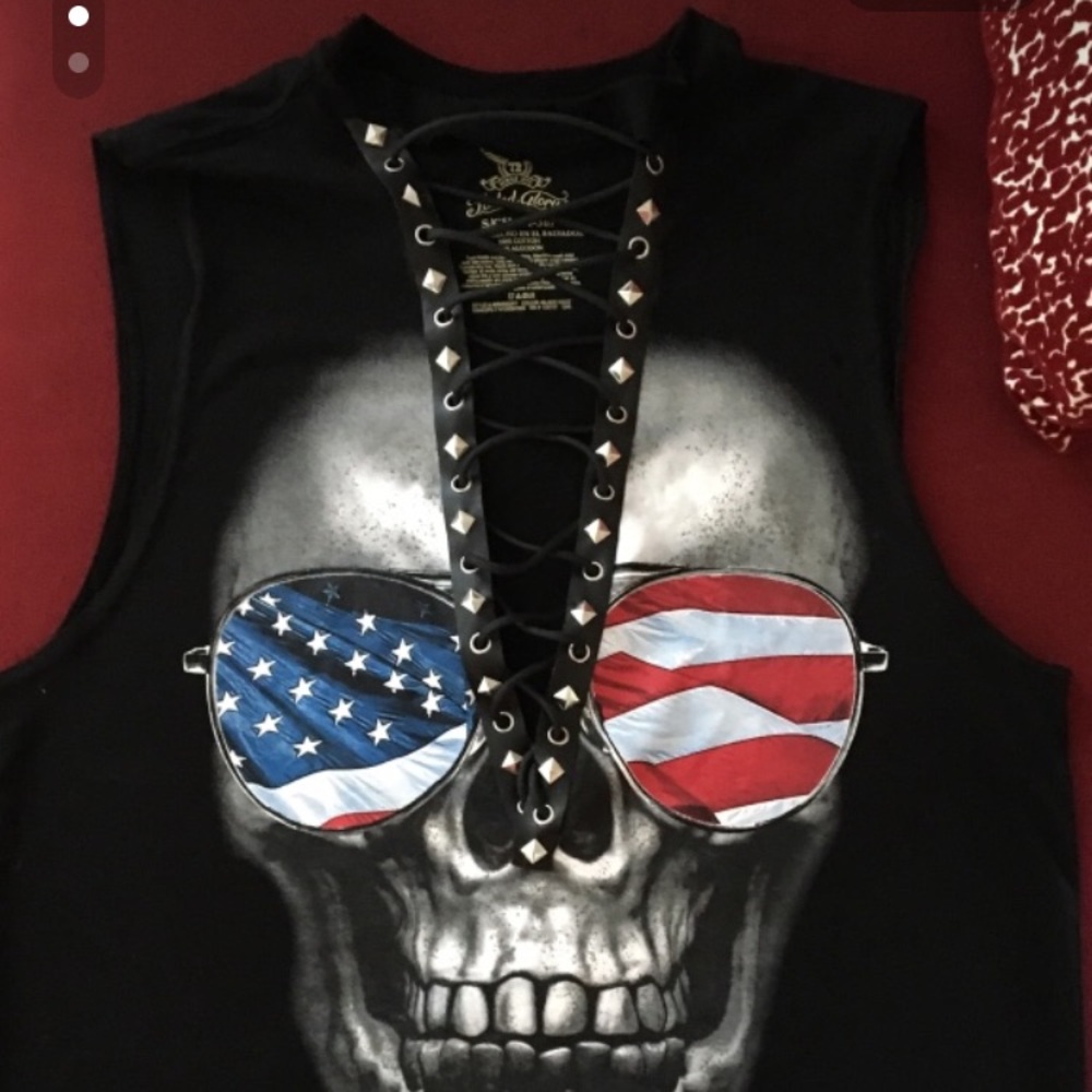 Black and Grey Skull shirt